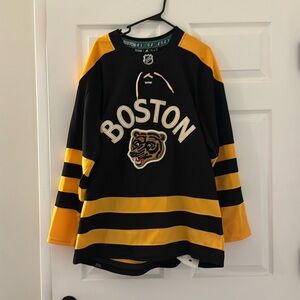 Adidas Men’s Boston Bruins Winter Classic Jersey Size 50 NWOT